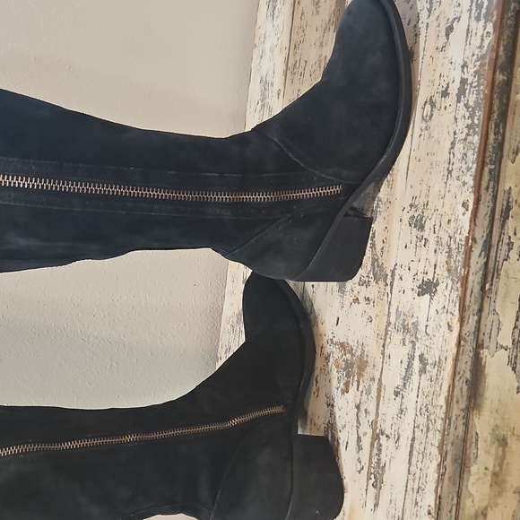 Born Boots - Picture 5 of 16